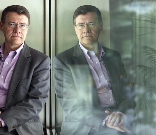 Jordi Sevilla lanzará un manifiesto en enero para presentar una alternativa a la «podemosización» del PSOE.