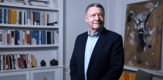 Por qué un ex ministro pide vínculos más estrechos con la oposición