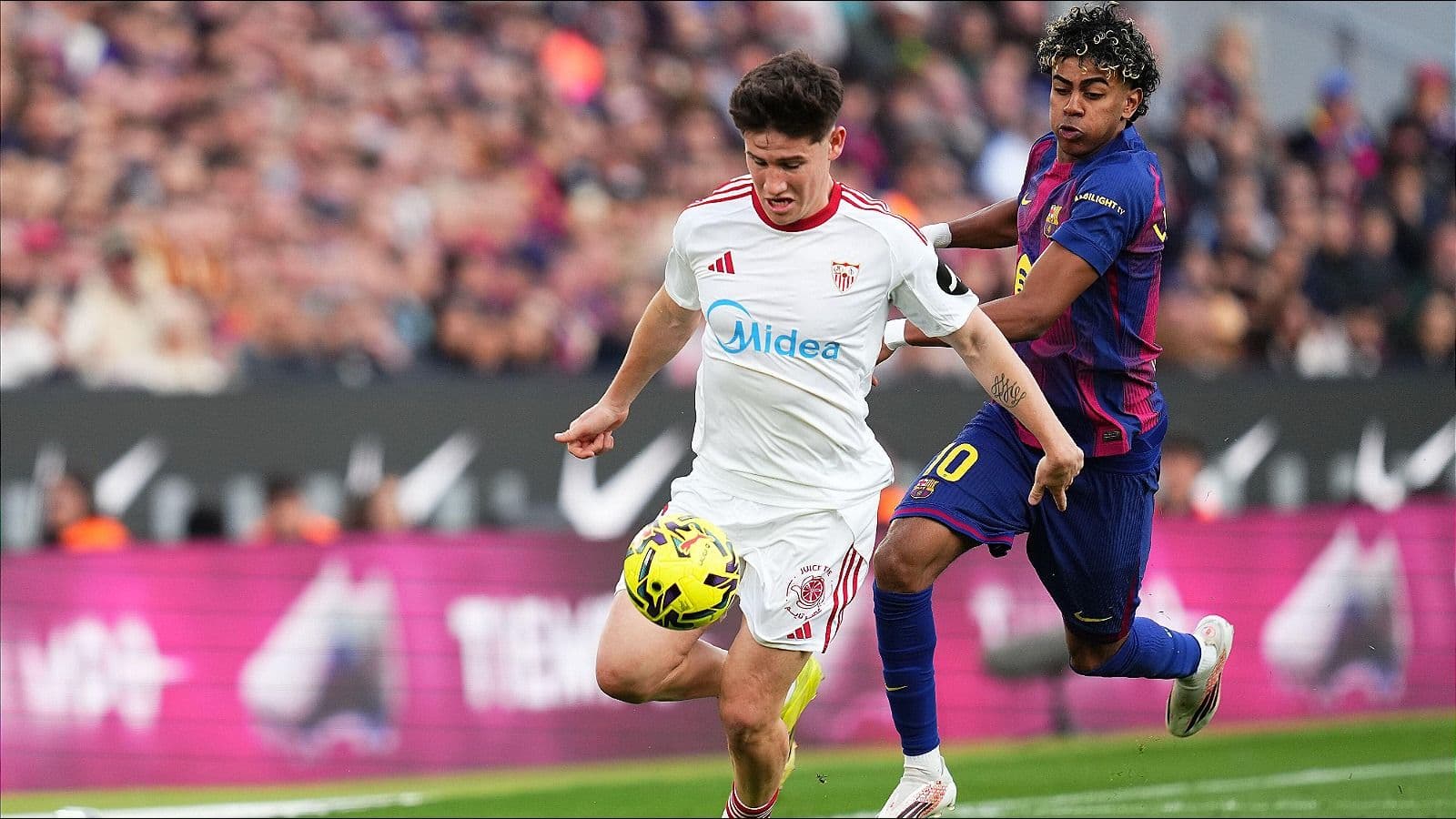 Lionel Scaloni apunta a 'Oso' para Argentina mientras el Sevilla corre para asegurar una estrella en ascenso