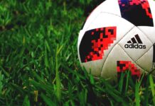 El Sevilla nombra a Luis García Plaza en medio de la batalla por el descenso