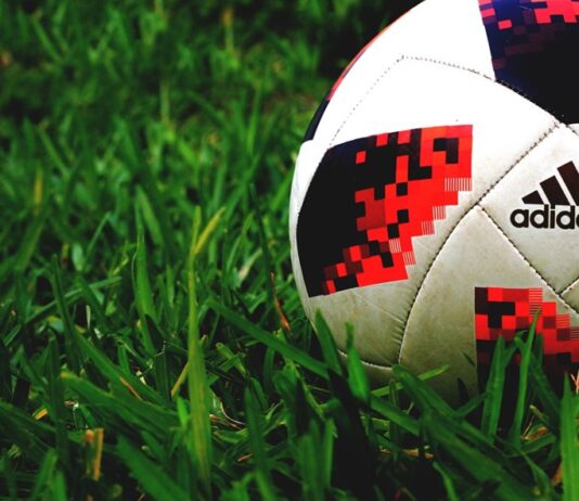 El Sevilla nombra a Luis García Plaza en medio de la batalla por el descenso