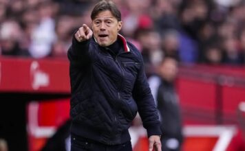 El técnico del Sevilla recibe una sanción de siete partidos por abusar del árbitro