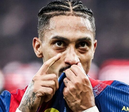 El triplete de Raphinha ayuda al Barça a vencer al Sevilla y mantenerse a 4 puntos de la cima | Noticias de futbol