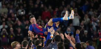 El Barcelona gana en la despedida de Lewandowski. El Sevilla evita el descenso pese a la derrota ante el Real Madrid